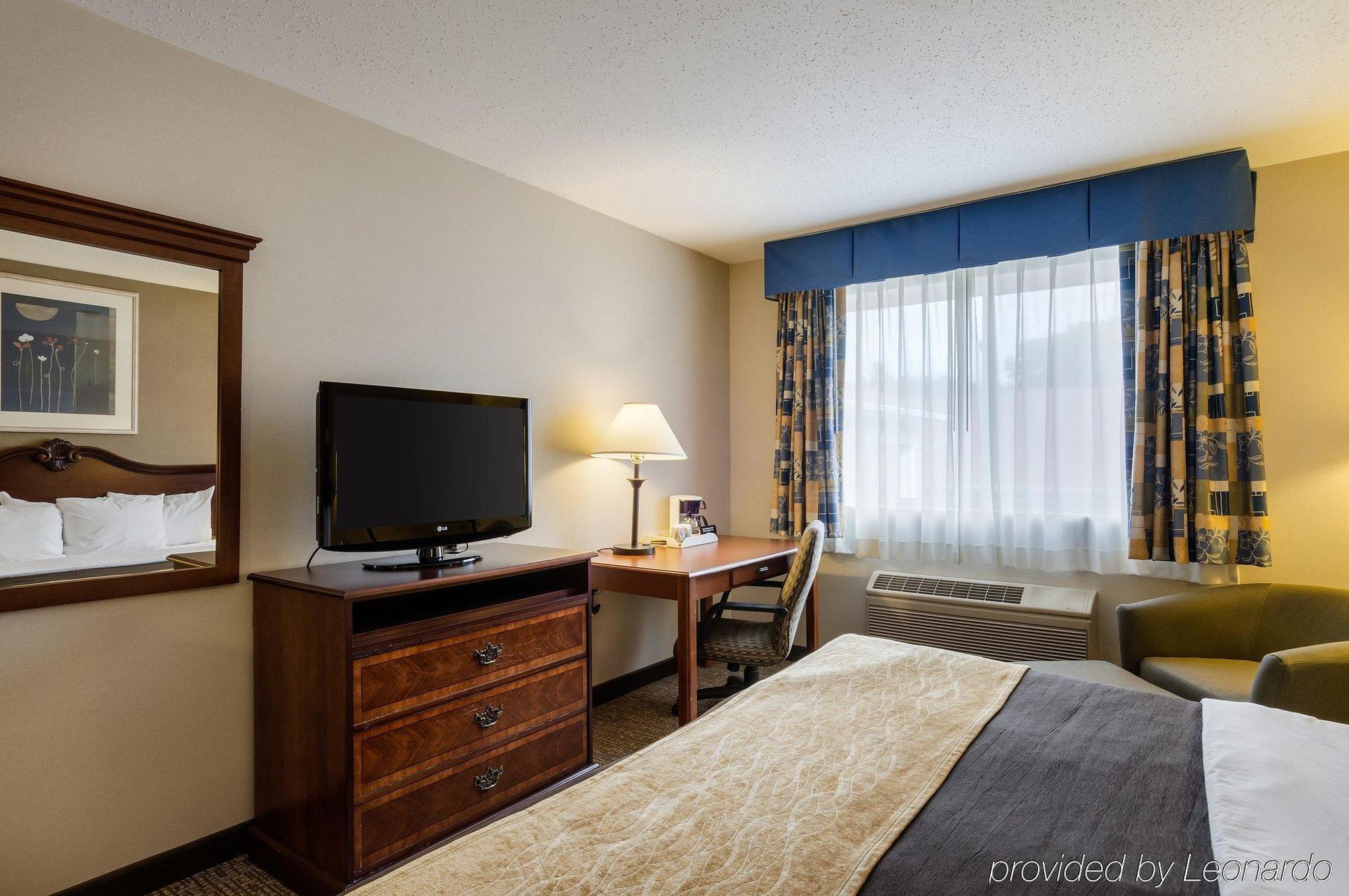 Towneplace Suites By Marriott Hadley Amherst Exterior foto